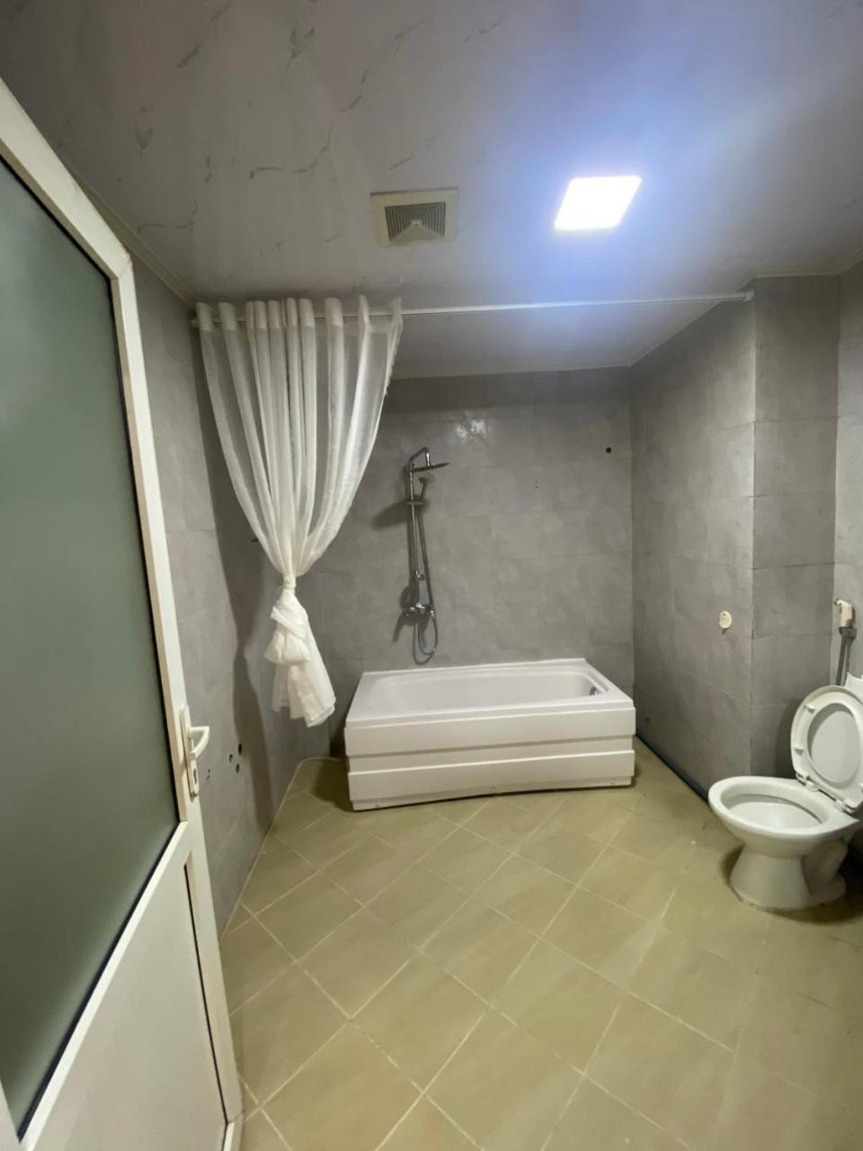 Luxe Paradise Residence 51 Ton Duc Thang ฮานอย ภายนอก รูปภาพ