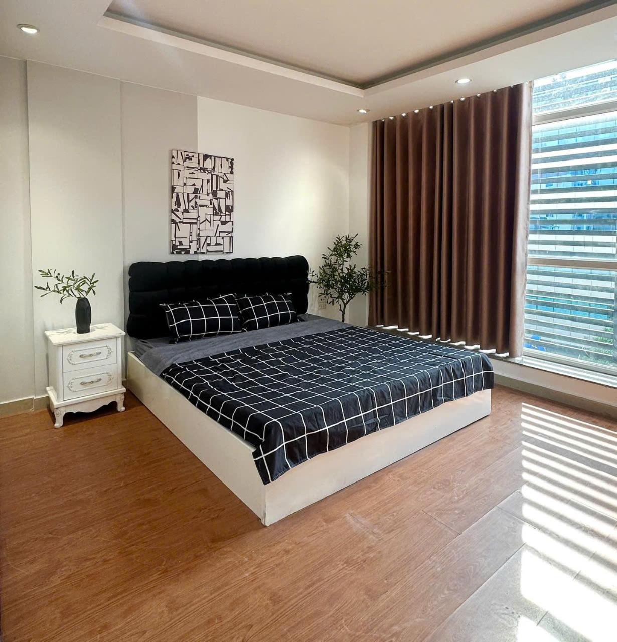 Luxe Paradise Residence 51 Ton Duc Thang ฮานอย ภายนอก รูปภาพ